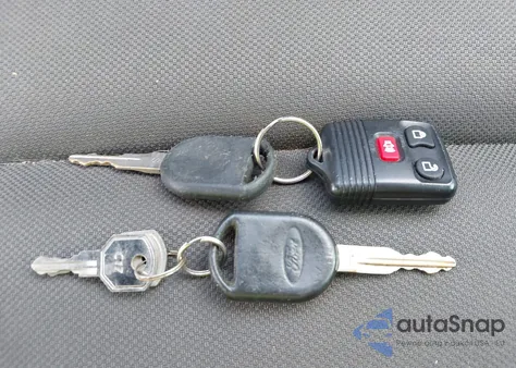 2005 Ford F-150 Stx/Xl/Xlt из США, поврежденный, VIN 1FTRF12WX5NB65268